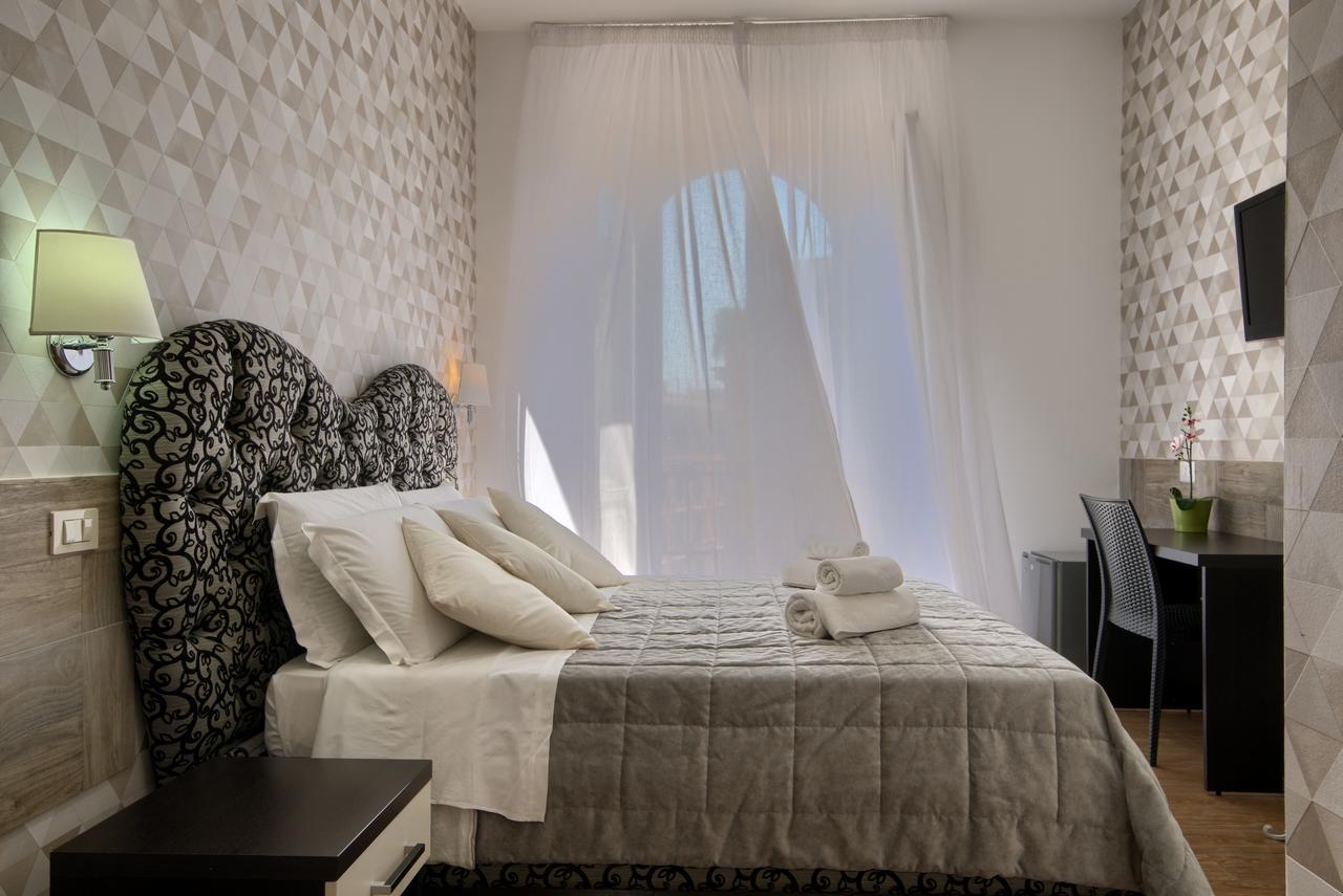 Domus Pietro Inn ローマ エクステリア 写真