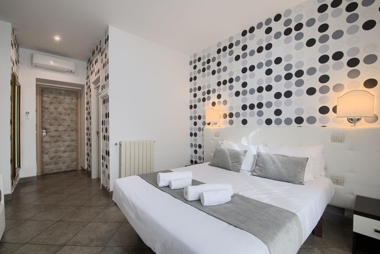 Domus Pietro Inn ローマ エクステリア 写真