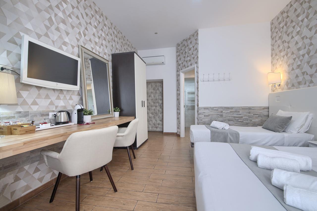 Domus Pietro Inn ローマ エクステリア 写真
