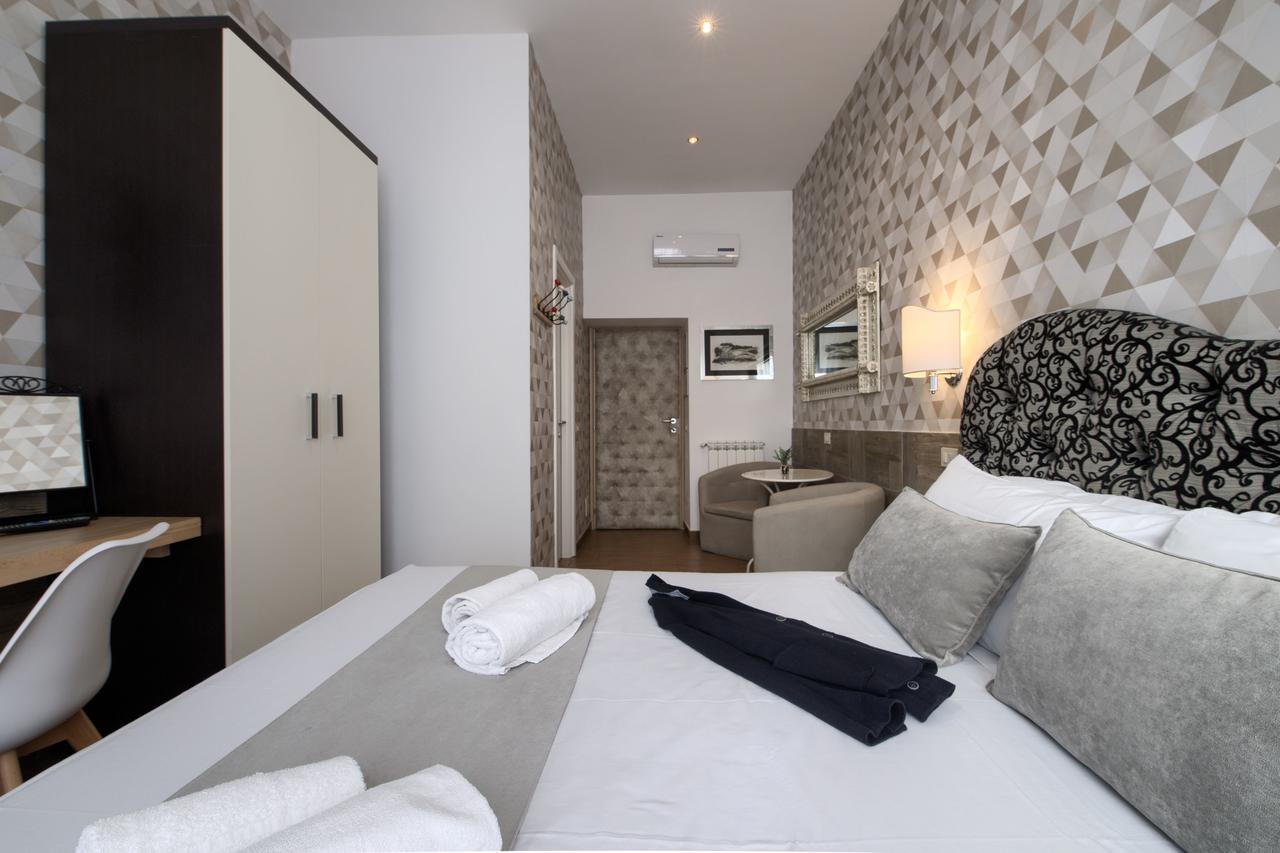 Domus Pietro Inn ローマ エクステリア 写真