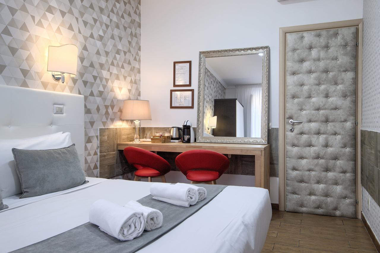 Domus Pietro Inn ローマ エクステリア 写真