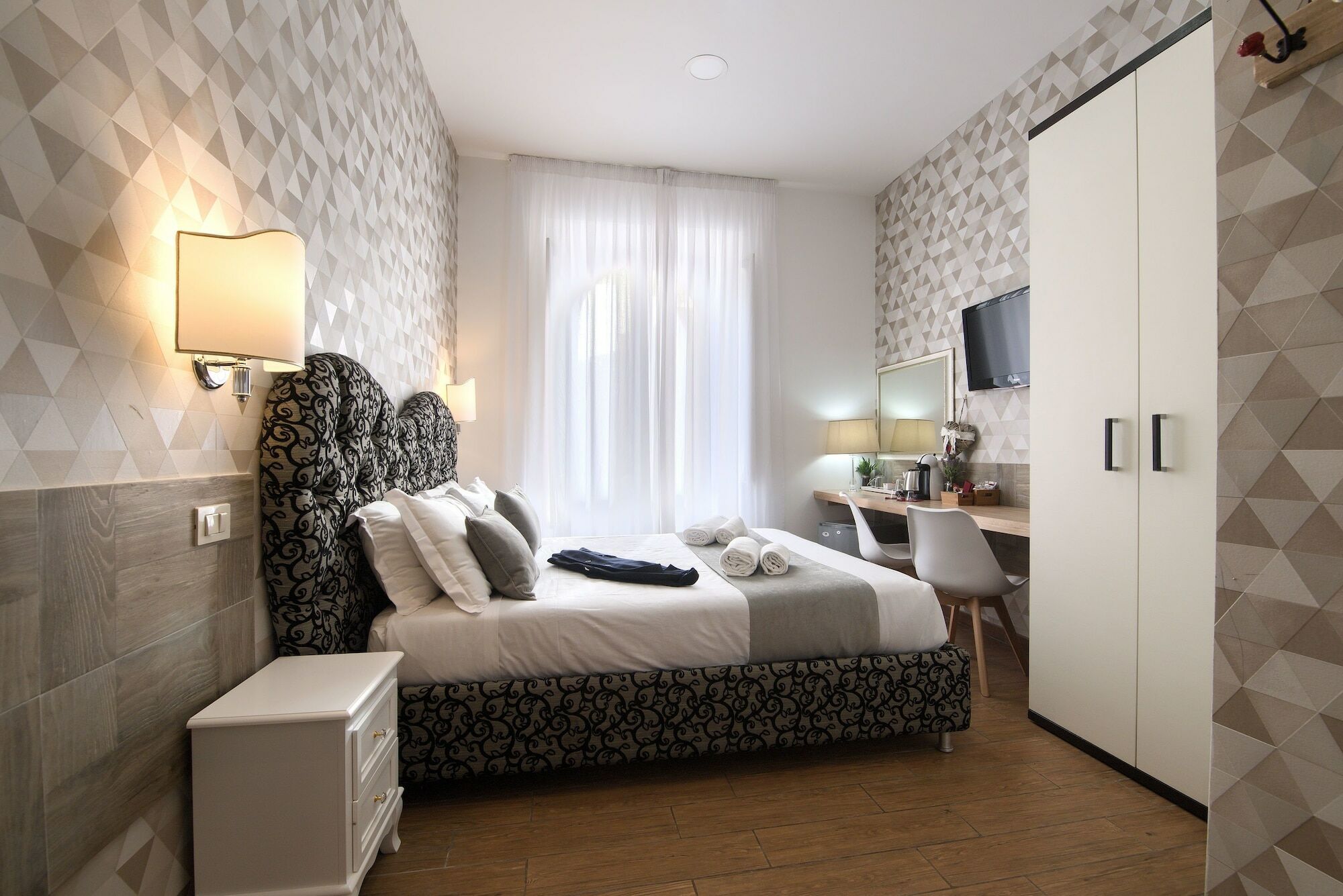 Domus Pietro Inn ローマ エクステリア 写真